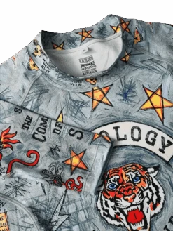 City Of Angels Men's Long Sleeve Base Layer -Cycology CITY OF ANGELS FRONT DETAIL 6ea2e4bc f4a2 4150 8b73 36f7c281259a