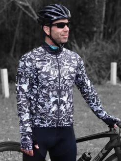Velo Tattoo Men's Lightweight Windproof Jacket -Cycology Velo Tattoo Inspire Lightweight 401074